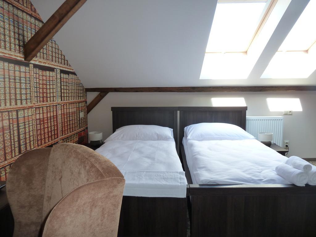 Apartmany Na Baste Levice Zimmer foto