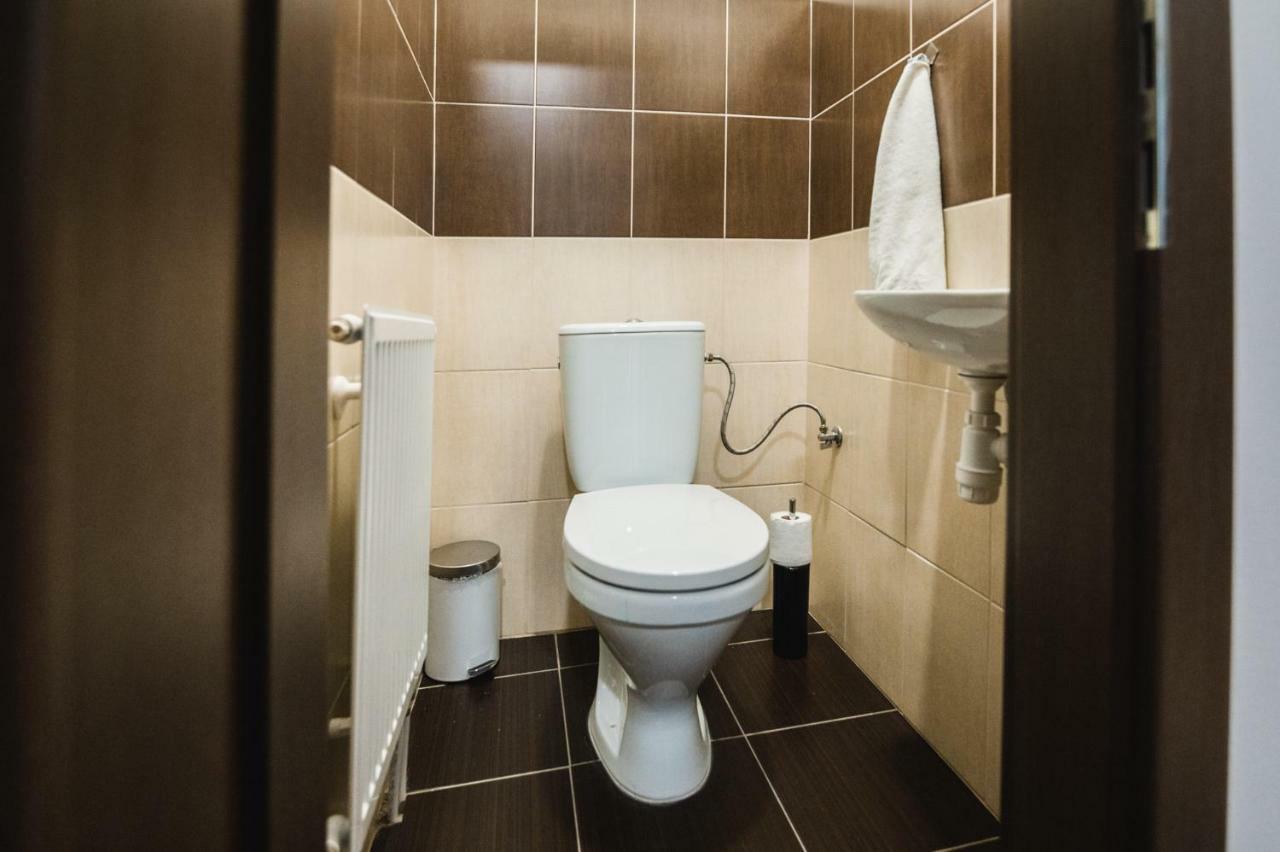 Apartmany Na Baste Levice Exterior foto
